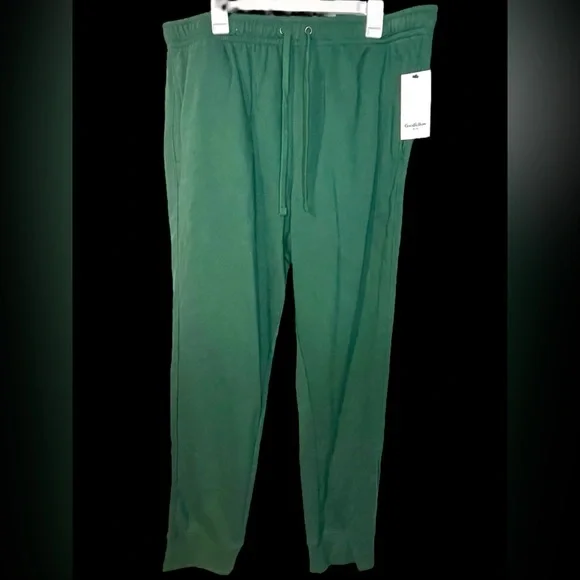 Men’s green Goodfellow jogger lounge pants - Picture 2 of 3